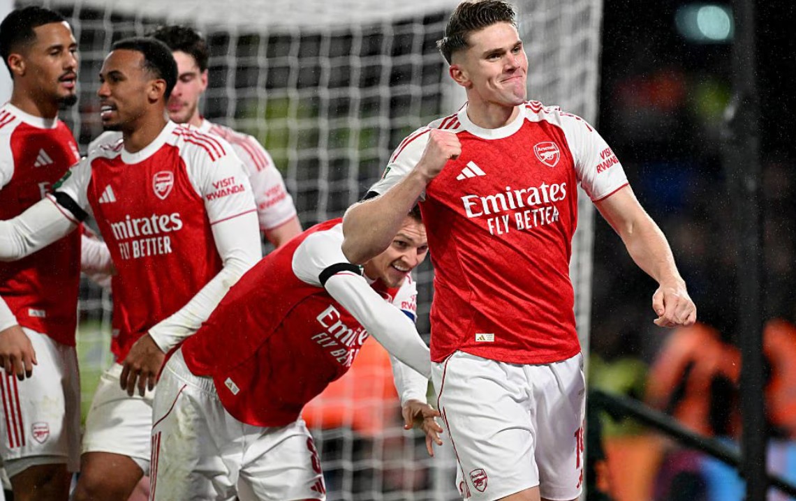 Viktor Gyokeres mencetak gol bagi Arsenal saat mengalahkan Chelsea di Carabao Cup.