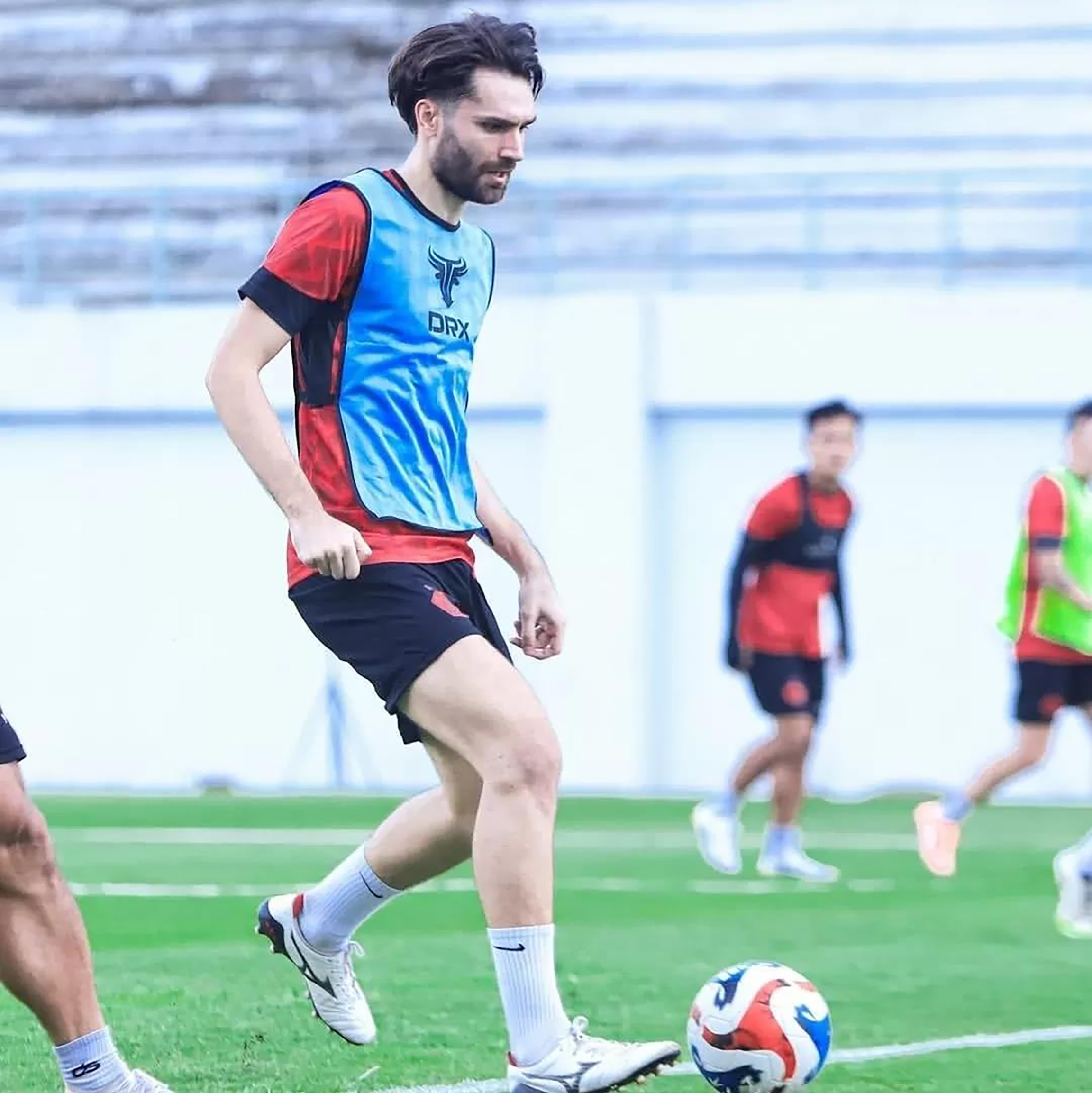 Pemain anyar Persik Kediri Jon Toral. (IG Persik)