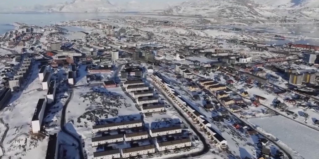 Panorama udara Nuuk, ibu kota Greenland, yang menjadi pusat pemerintahan dan aktivitas utama wilayah otonom tersebut.