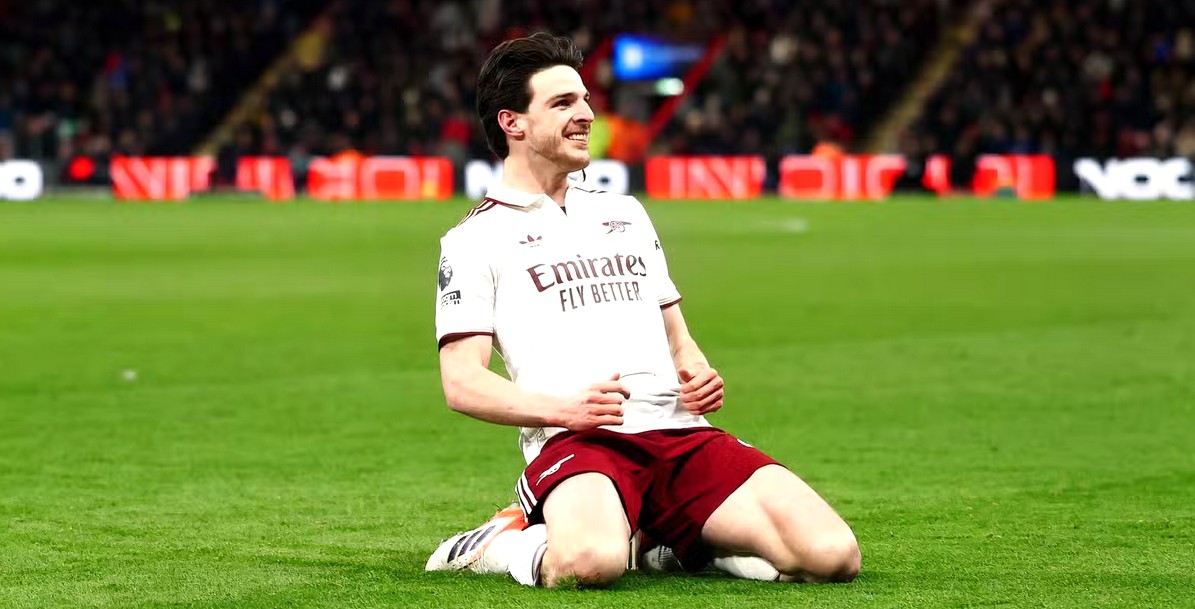 Declan Rice menjadi jenderal lapangan tengah Arsenal.