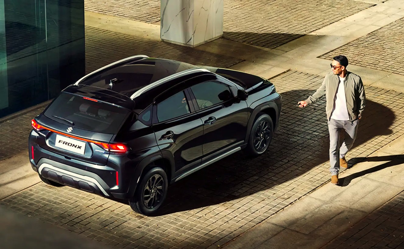 ELEGAN: Suzuki Fronx, SUV dengan desain coupe-style yang dinamis dan elegan.
