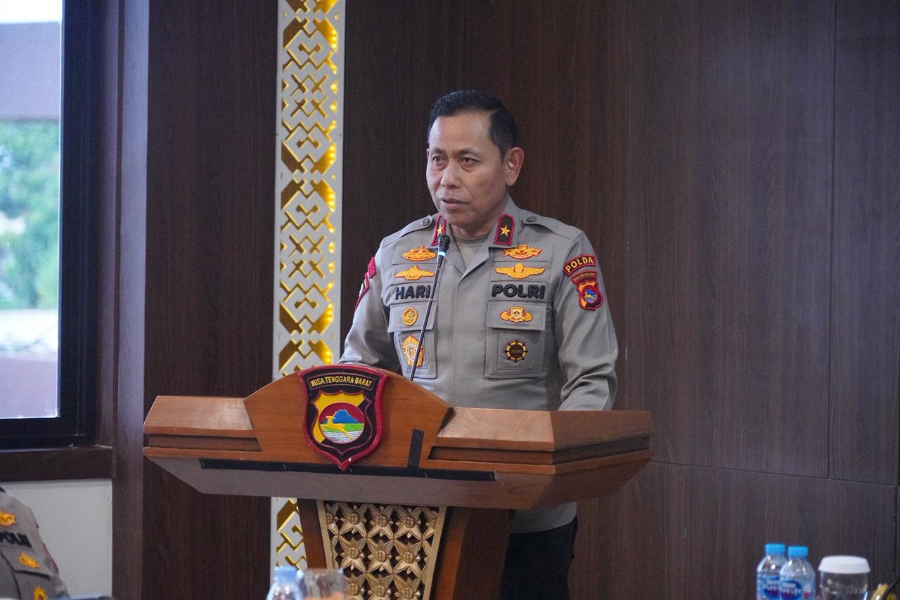 Wakapolda NTB Brigjen Pol. Hari Nugroho memberikan sambutan pada pengukuhan Direktorat PPA dan PPO, Rabu (21/1).