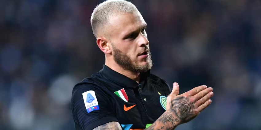 Arsenal sedang mempertimbangkan kesepakatan ambisius untuk memboyong Federico Dimarco