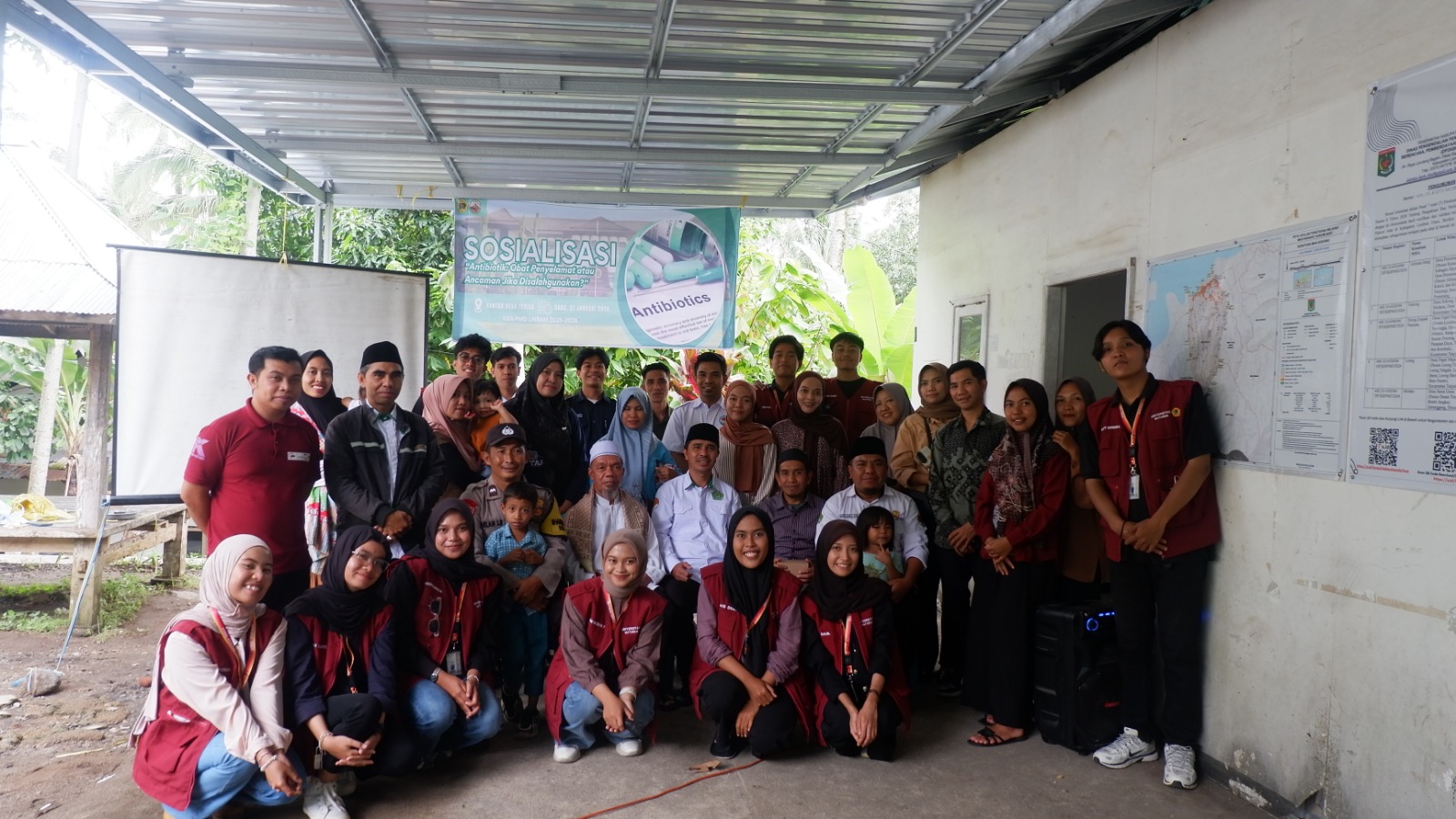 AKSI NYATA: Mahasiswa Kuliah Kerja Nyata (KKN) Pemberdayaan Masyarakat Desa (PMD) Unram sosialisasi bahaya penyalahgunaan antibiotik di Desa Teniga, Kecamatan Tanjung, Kabupaten Lombok Utara.