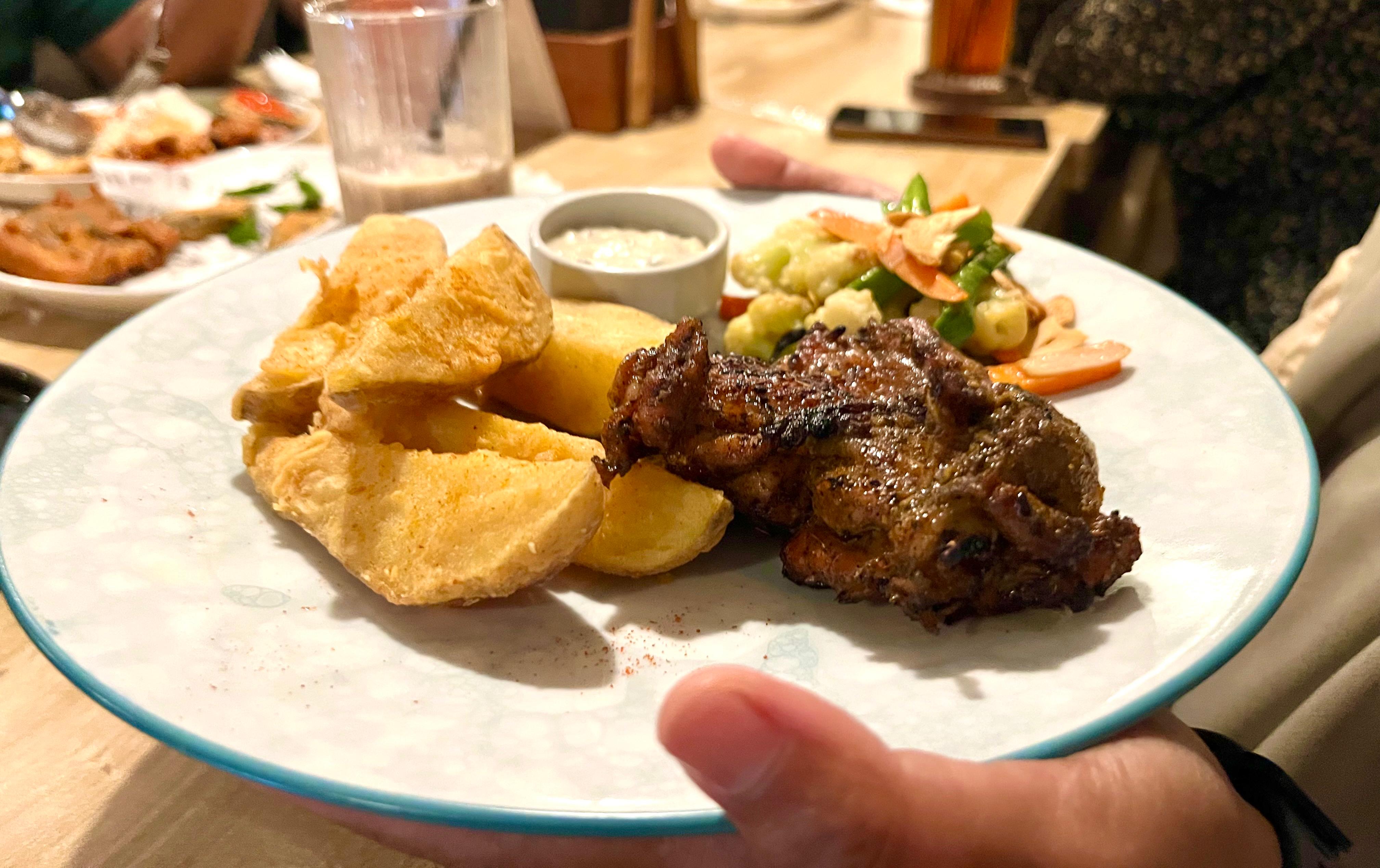 NIKMAT: Tampilan menu Bono Grilled Chicken yang gurih dan juicy.