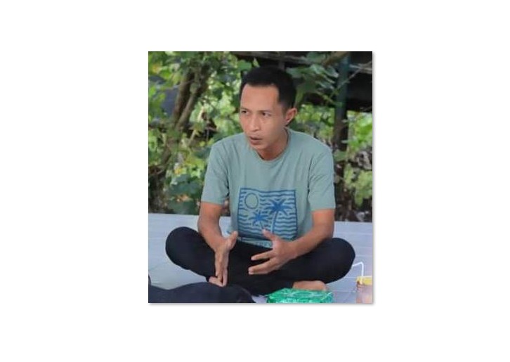 Zaini (Pengajar di MI Maraqitta&rsquo;liat Bongor, Desa Taman Ayu, Kecamatan Gerung, Lombok Barat)