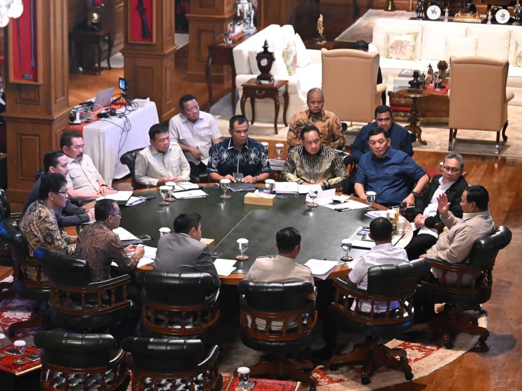 Presiden Prabowo Kumpulkan Menteri, Pastikan Program Strategis Nasional Berjalan Tepat Sasaran