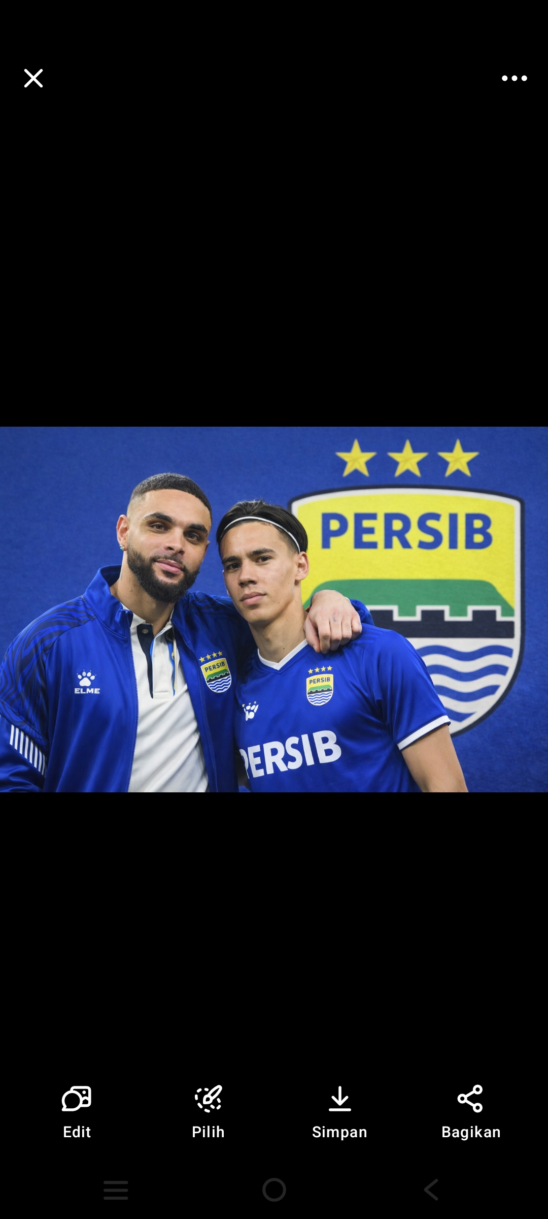 Lavyn Kurzawa dan Dion Marxk.