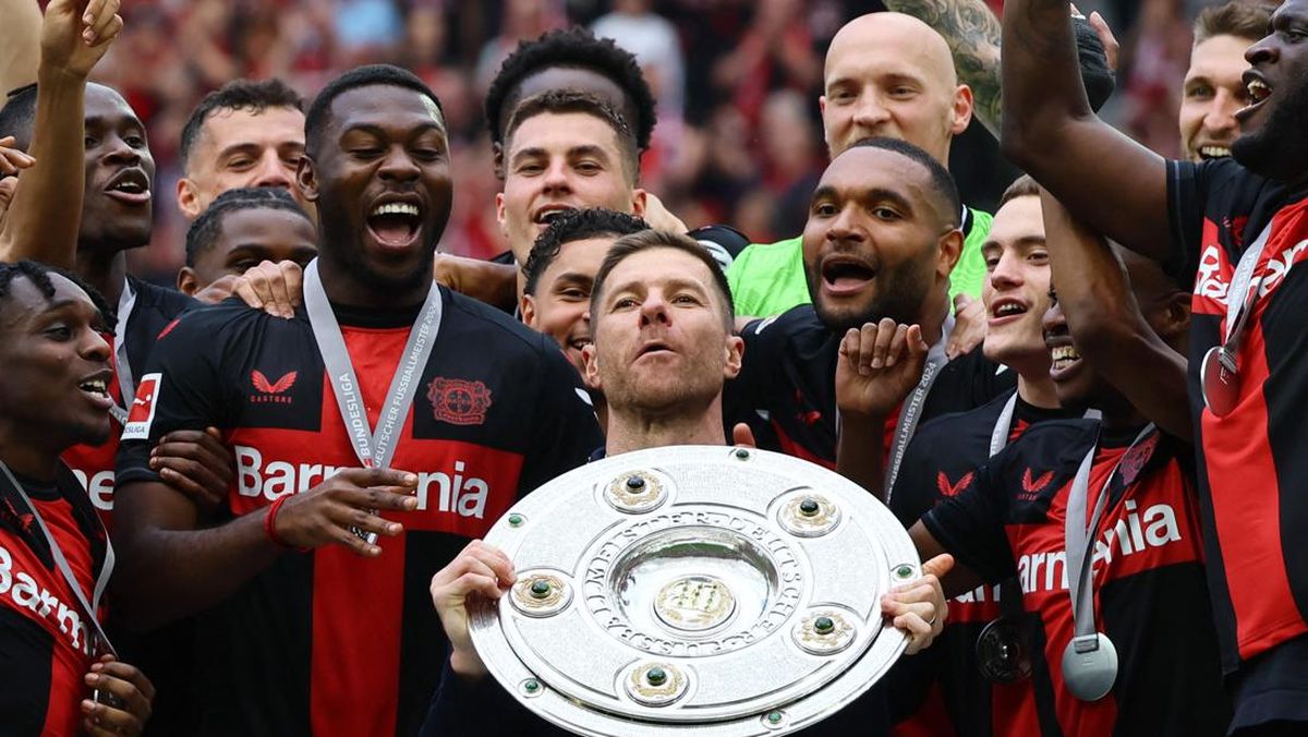 Rekor abadi Xabi Alonso di Bundesliga masih tak tersentuh. Kekalahan Bayern memastikan invincible Leverkusen 2023/24 tetap utuh.