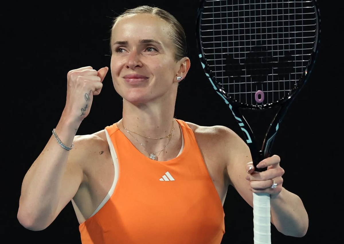 Elina Svitolina hancurkan Coco Gauff hanya 59 menit dan melaju ke semifinal Australian Open pertama, kembali ke Top 10 dunia.