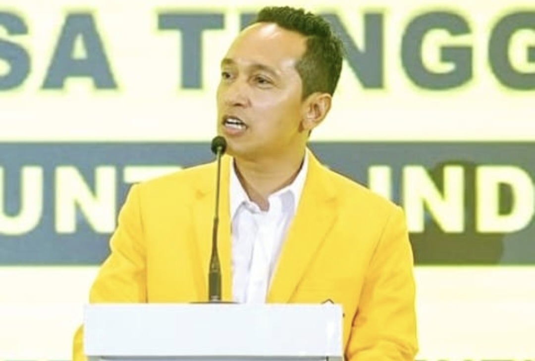 Sekretaris DPD I Golkar NTB Firadz Pariska mengatakan akan menuntaskan penerbitan SK pengurus DPD II sebagai persiapan Rakerda.