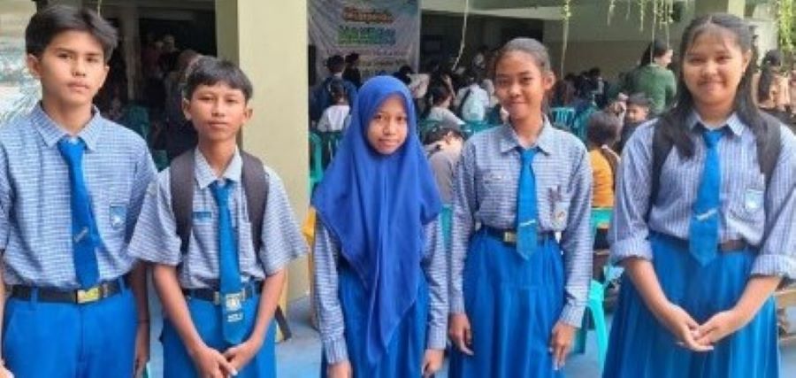 Empat siswa SMPN 14 Mataram meraih medali ajang Maximus NTB, belum lama ini. Borong empat medali Maximus NTB, SMPN 14 Mataram tunjukkan taji.