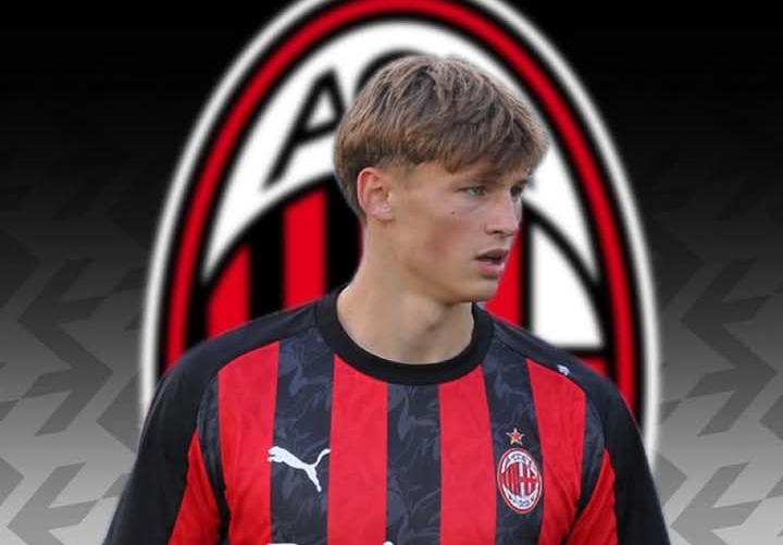 AC Milan telah menandatangani bek kanan berusia 18 tahun Magnus Dalpiaz dari Bayern Munich.