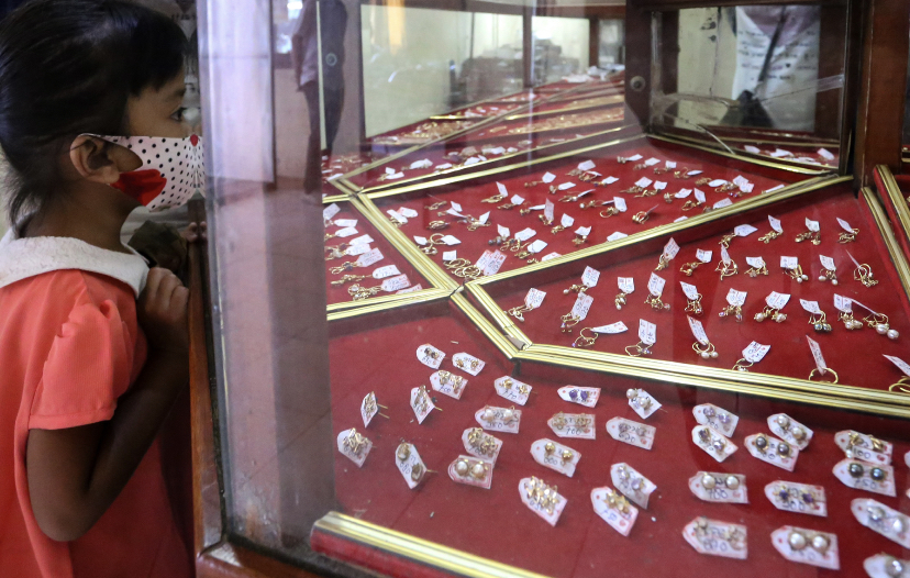 Harga emas picu inflasi di Kota Mataram