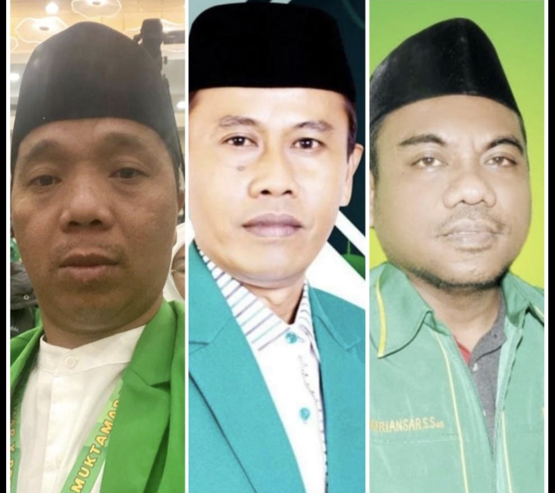 Ketua DPC PPP KLU Narsudin (kiri), Ketua DPC PPP KSB Amirudin Embeng (tengah), dan Ketua DPC PPP Kota Bima Syafriansar (kanan) menolak SK kepengurusan DPW PPP NTB.