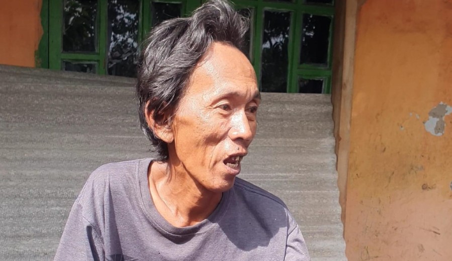 Suderajat, warga asal Kabupaten Bogor, menjadi buah bibir usai menjadi korban