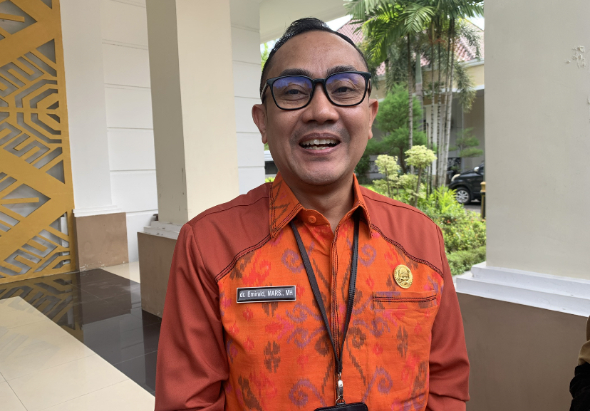 Kepala Dinas Kesehatan Kota Mataram Emirald Isfihan