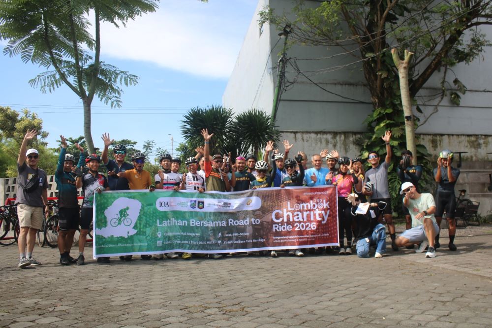 Pegiat sepeda Lombok usai menjalani latihan bersama jelang Lombok Charity Ride 2026.