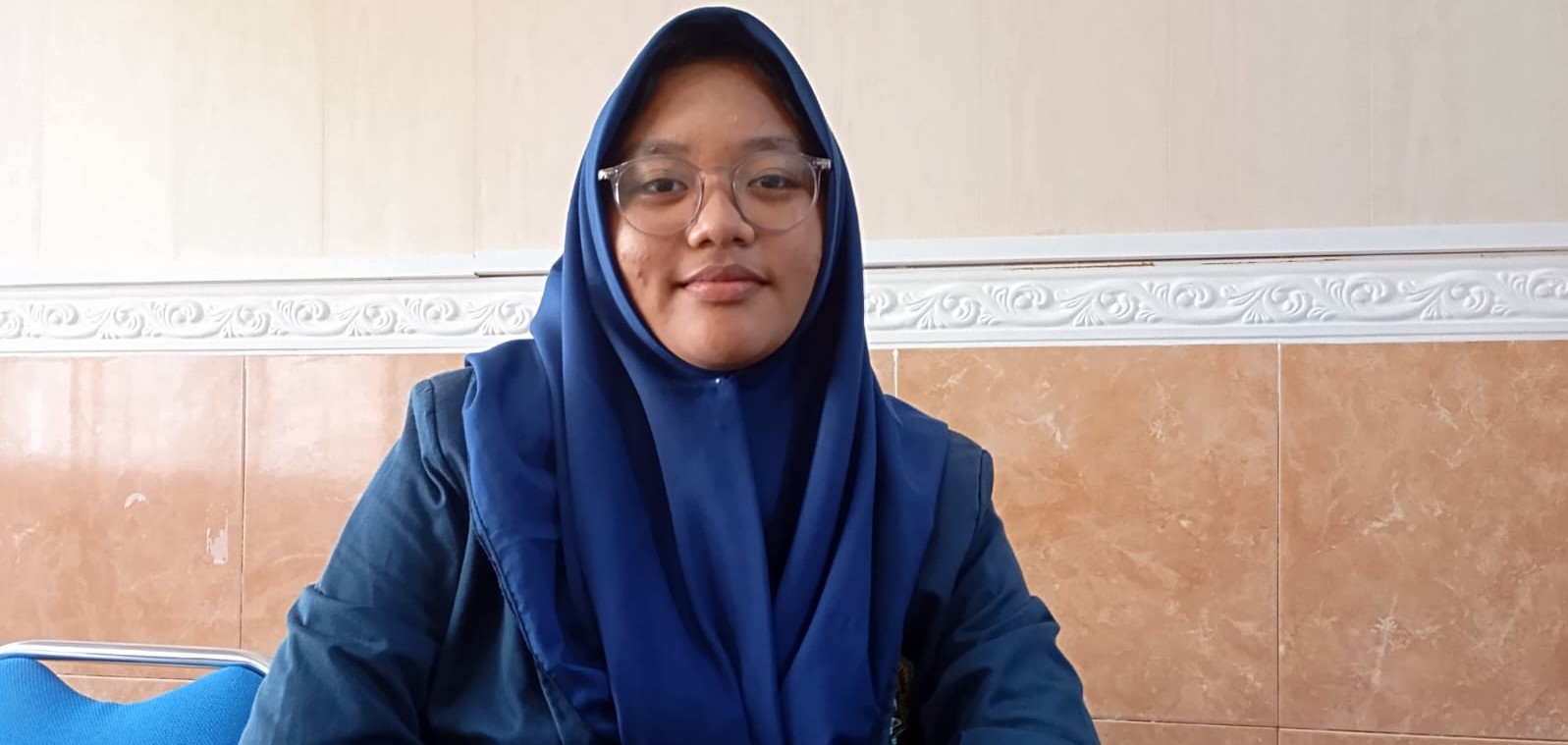 Siswi MAN 1 Mataram Driandra Gita Khoirunisa raih perunggu olimpiade kedokteran SMA Unpad.