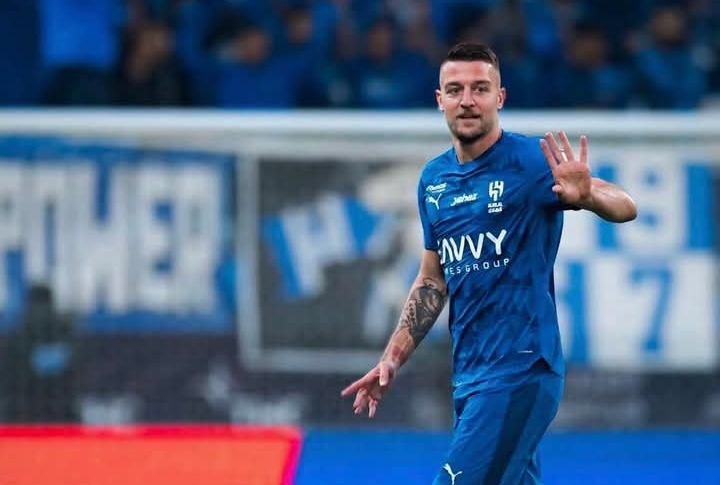 Gelandang Al Hilal Sergej Milinkovic-Savic kini menjadi target alternatif AC Milan.