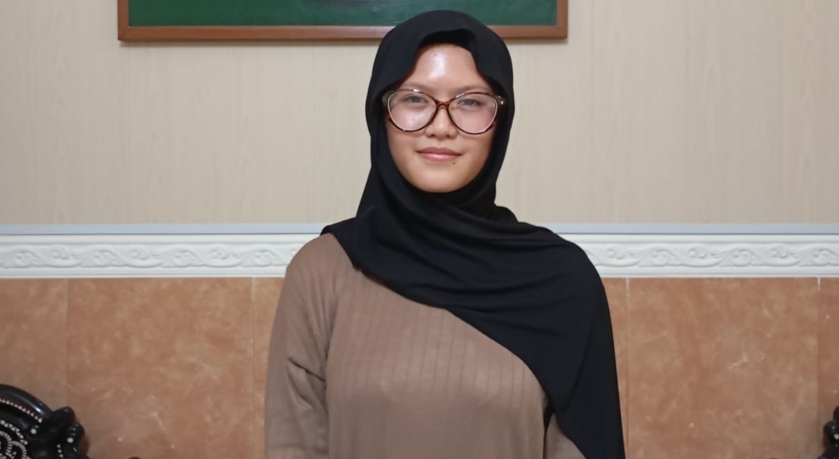 Alyssa Natania Pangestu, siswi MAN 1 Mataram borong 2 medali emas dan 2 juara harapan
