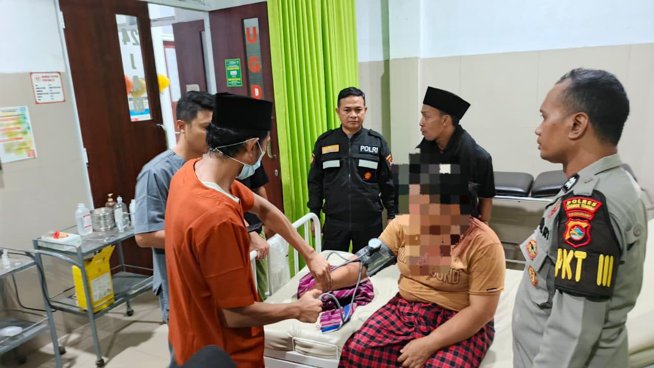 Korban curas mengalami luka serius di kepala dan lengan akibat senjata tajam dari salah satu pelaku