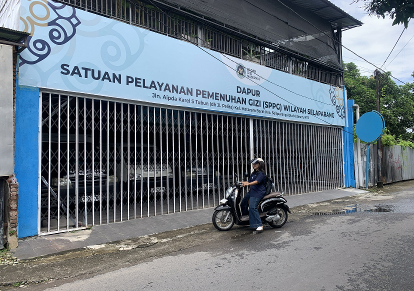 SPPG Selaparang yang ditutup usai kasus dugaan kurma berulat 