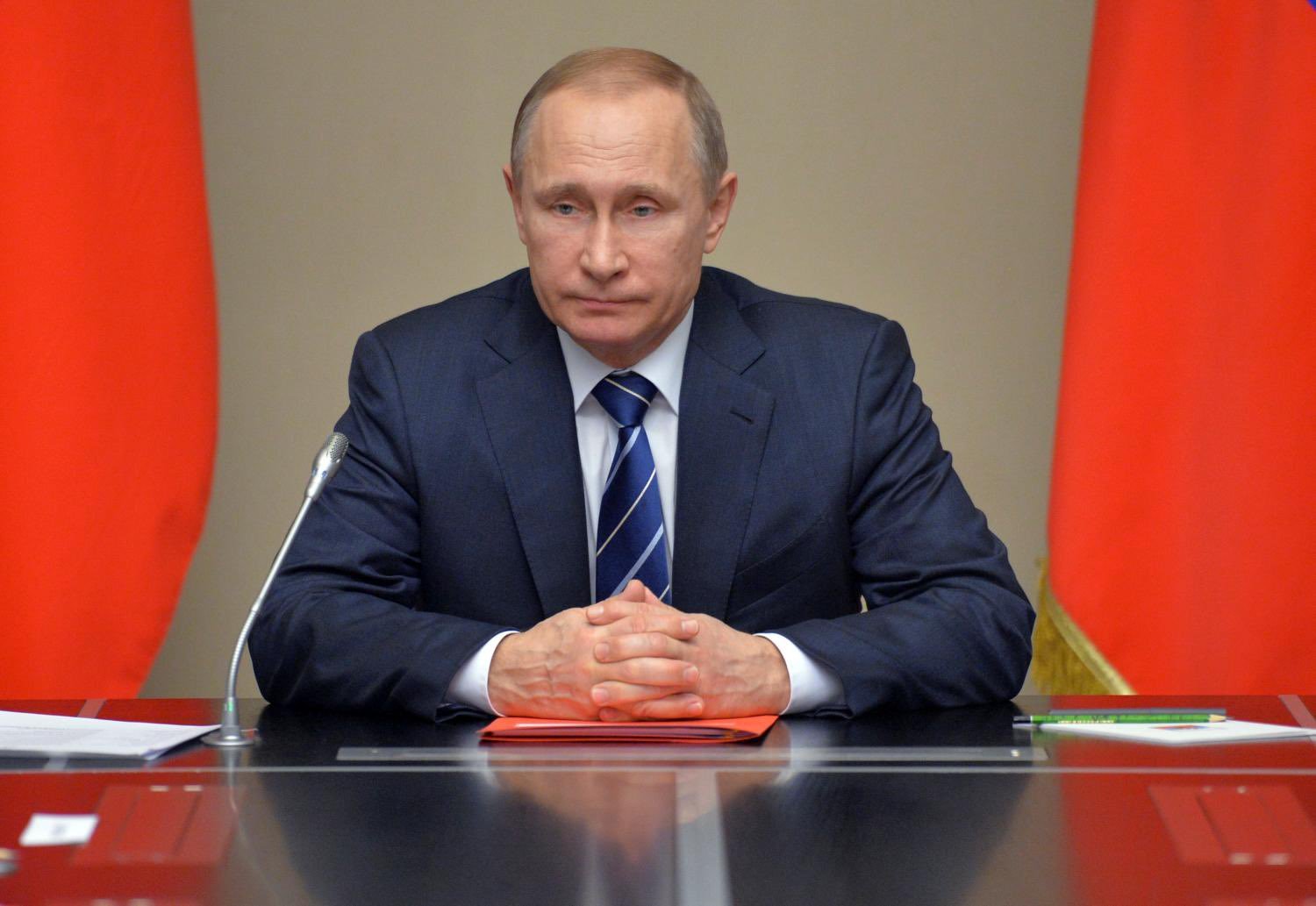 Presiden Vladimir Putin menawarkan diri menjadi jembatan perdamaian antara Iran dan pihak AS-Israel.