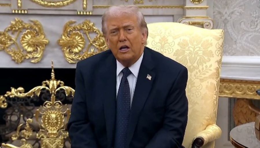 Presiden Donald Trump secara mengejutkan mengumumkan pemutusan seluruh hubungan dagang dengan Spanyol (tangkapan layar)