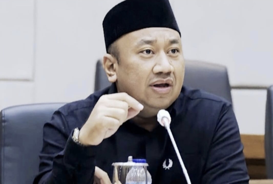 Wakil Ketua Komisi X DPR RI Lalu Hadrian Irfani mengatakan pemerintah telah memperluas wajib belajar menjadi 13 tahun. 