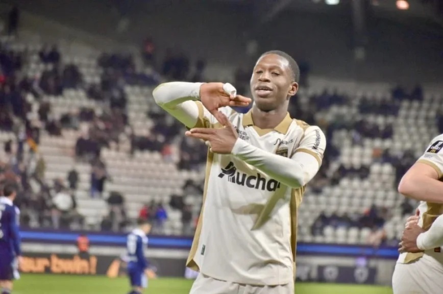 Striker muda RC Lens, Rayan Fofana. (Istimewa)