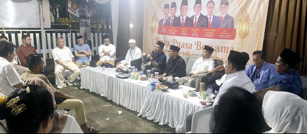 Gubernur NTB yang juga kader Gerindra Lalu Muhamad Iqbal dan petinggi Gerindra NTB hadir dalam momentum buka puasa bersama, Sabtu (7/3).  