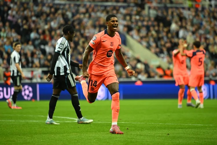 Newcastle United punya memori kelam setiap kali bersua Barcelona. (Getty Images)