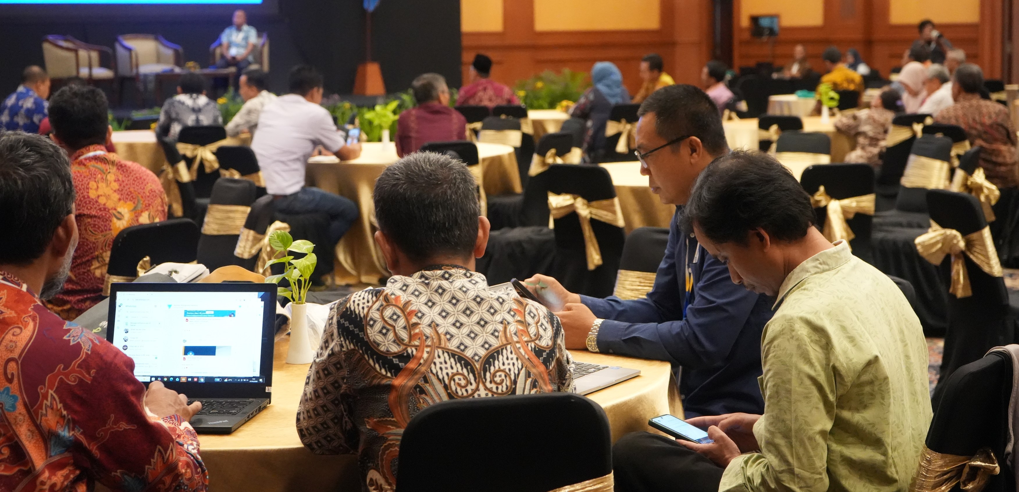 Para pemangku kepentingan pendidikan NTB mengikuti konsolidasi daerah pendidikan dasar dan menengah, Minggu (8/3). Tuntaskan ATS dan benahi data Dapodik, prioritas pendidikan NTB 2026.