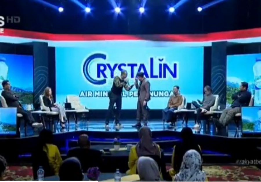 Momen Aiman Witjaksono mengusir Abu Janda dari acara Rakyat Bersuara di iNews, Selasa (10/3), viral di media sosial.