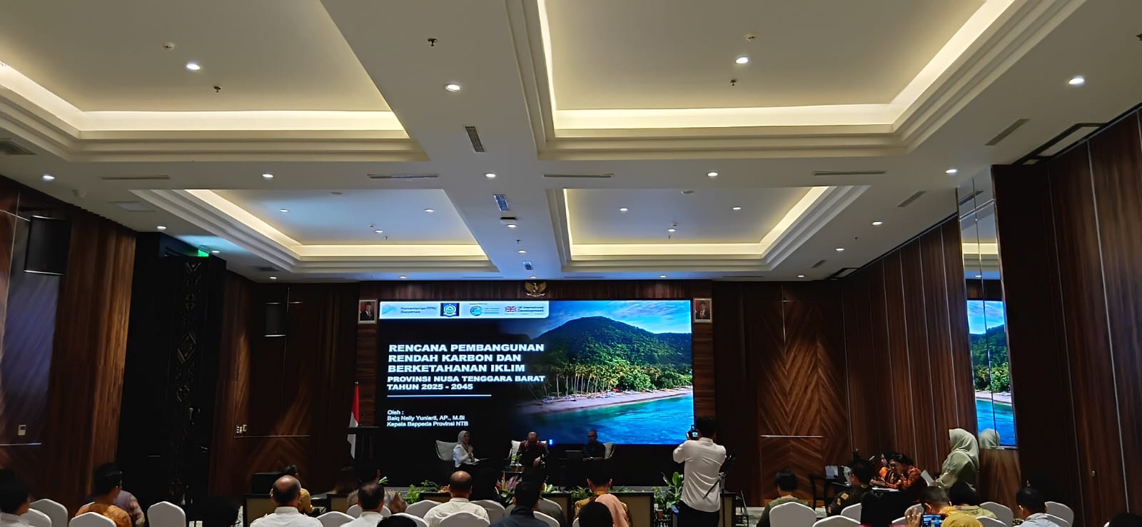 Pemerintah Provinsi NTB memperkuat integrasi Pembangunan Rendah Karbon dan Berketahanan Iklim (PRKBI) ke dalam dokumen perencanaan daerah melalui Dialog Kebijakan Tingkat Provinsi NTB.