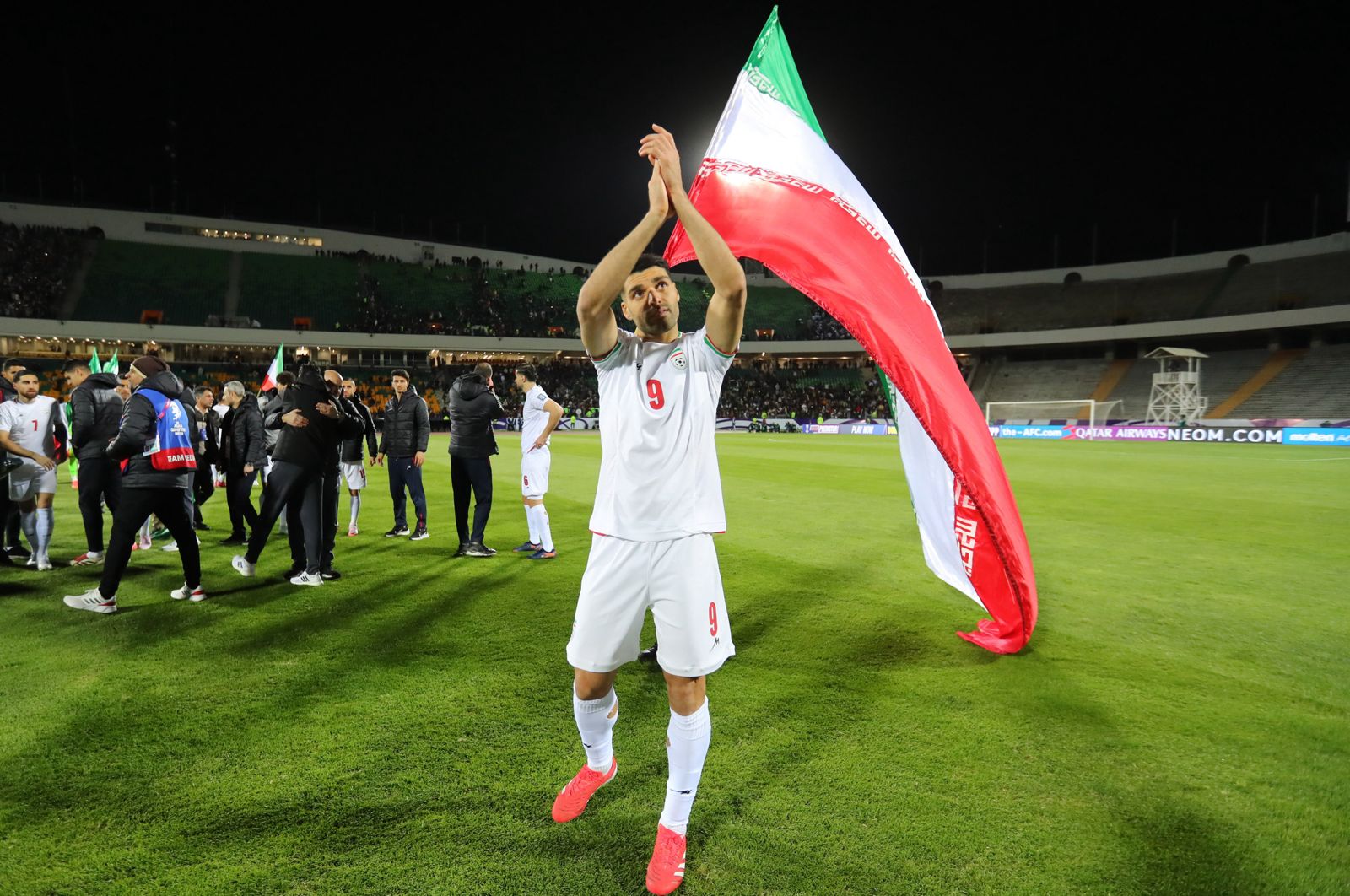Iran resmi mundur dari Piala Dunia 2026. Trump soroti keamanan timnas. Konflik AS-Israel jadi alasan pemerintah Iran tarik diri.
