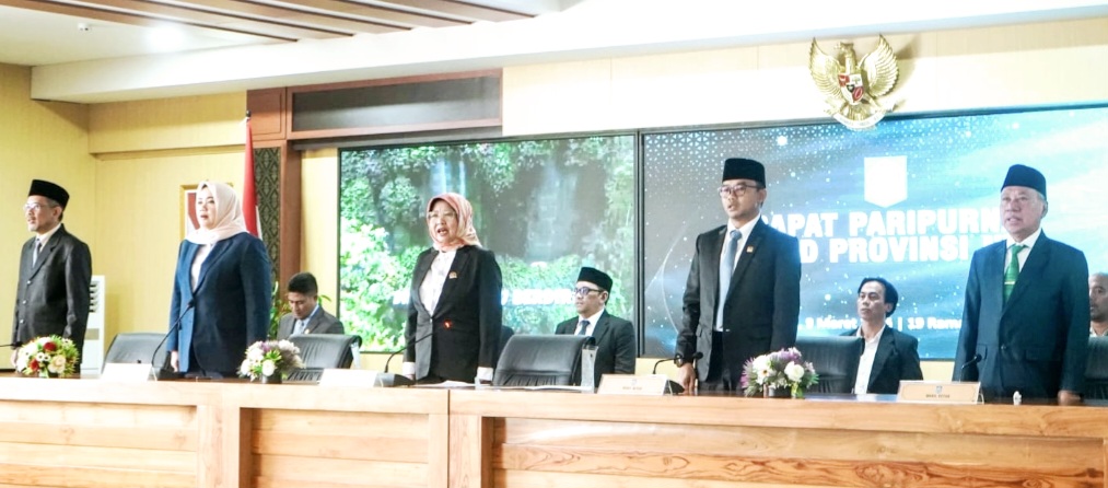 DPRD NTB kembali menggelar rapat paripurna pembahasan Raperda tentang Pajak Daerah dan Retribusi Daerah (PDRD), Rabu (11/3). 