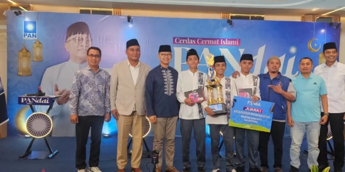 Tim Cerdas Cermat MANPK MAN 2 Mataram menumbangkan juara bertahan dan keluar sebagai Juara 1 PANDai Nasional yang digelar di Kantor DPP PAN, Pasar Minggu, Jakarta Selatan, pekan lalu.