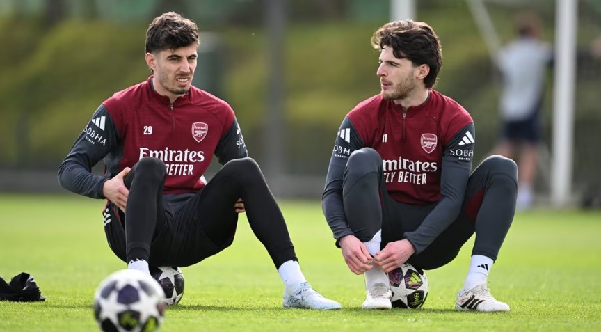 Pemain Arsenal menjalani latihan jelang laga menghadapi Bayer Leverkusen.