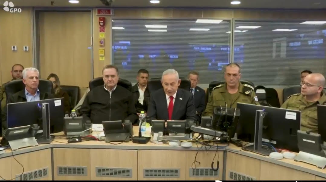 Klaim Benjamin Netanyahu soal tewasnya Ali Larijani viral, tapi netizen justru ribut soal dugaan video AI.