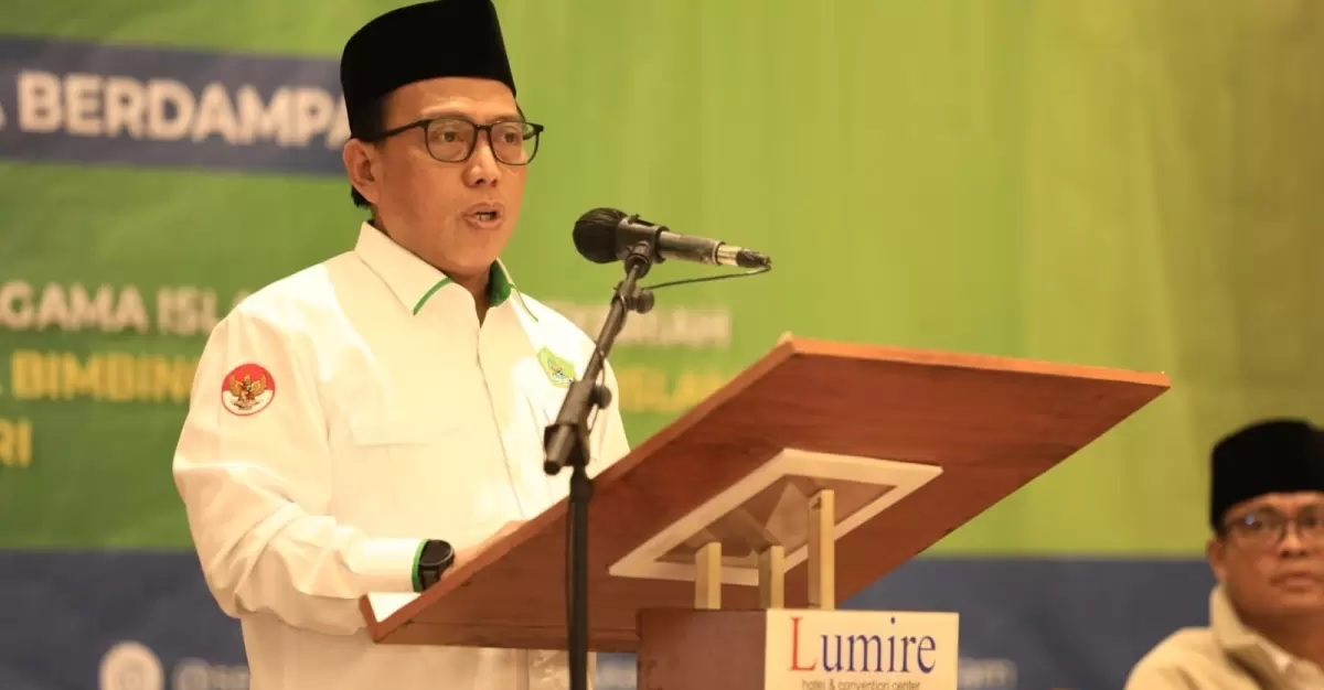 Direktur Urusan Agama Islam dan Bina Syariah Kemenag Arsad Hidayat. (mui.or.id)