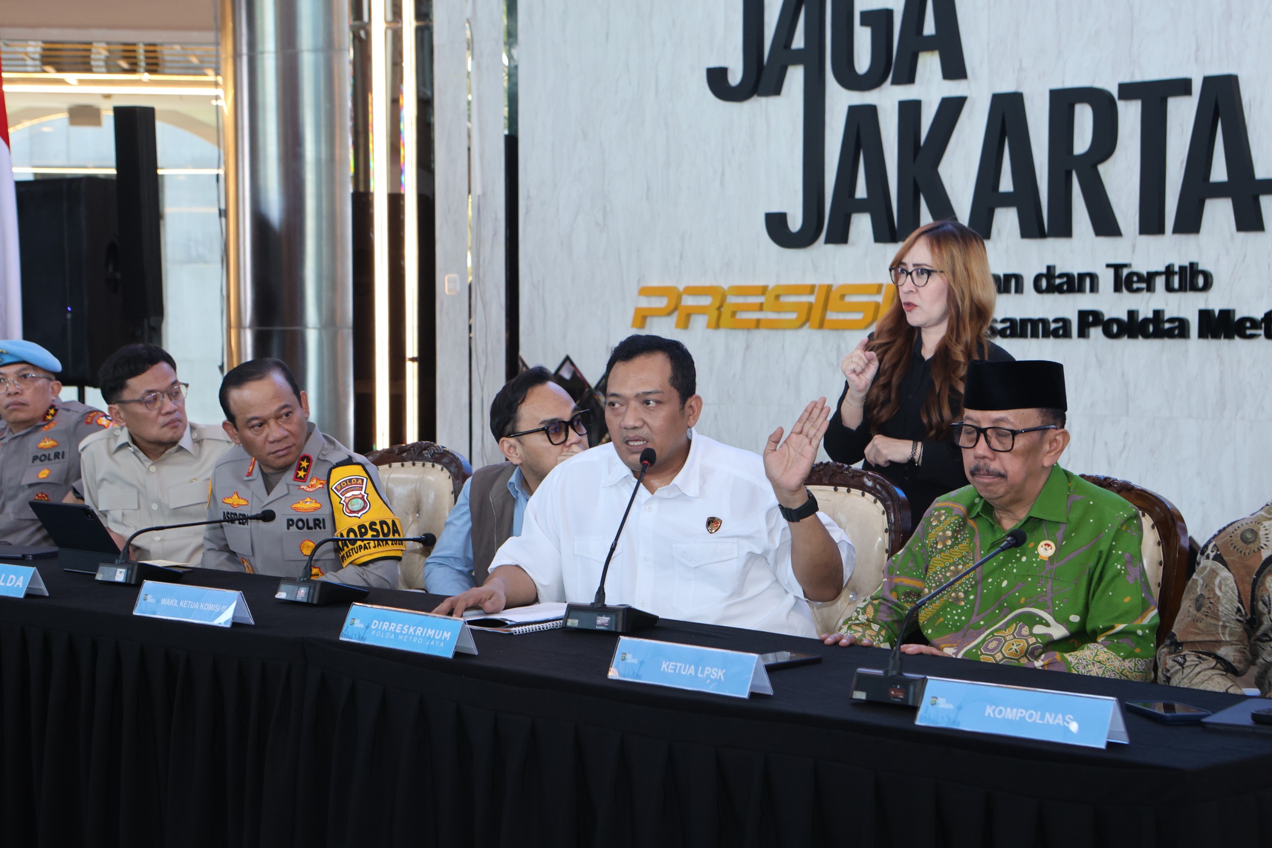 Direktorat Reserse Kriminal Umum (Ditreskrimum) Polda Metro Jaya mengungkap kasus penyiraman air keras terhadap aktivis KontraS Andrie Yunus mulai membuahkan hasil signifikan.