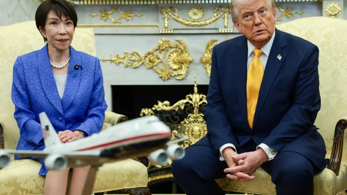 Donald Trump bersama PM Jepang Sanae Takaichi. (Reuters)