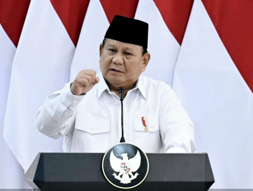 Presiden Prabowo Subianto mengungkap 1.030 dapur MBG ditutup sementara. Terapkan sistem standarisasi dan sertifikasi ketat seluruh SPPG. 