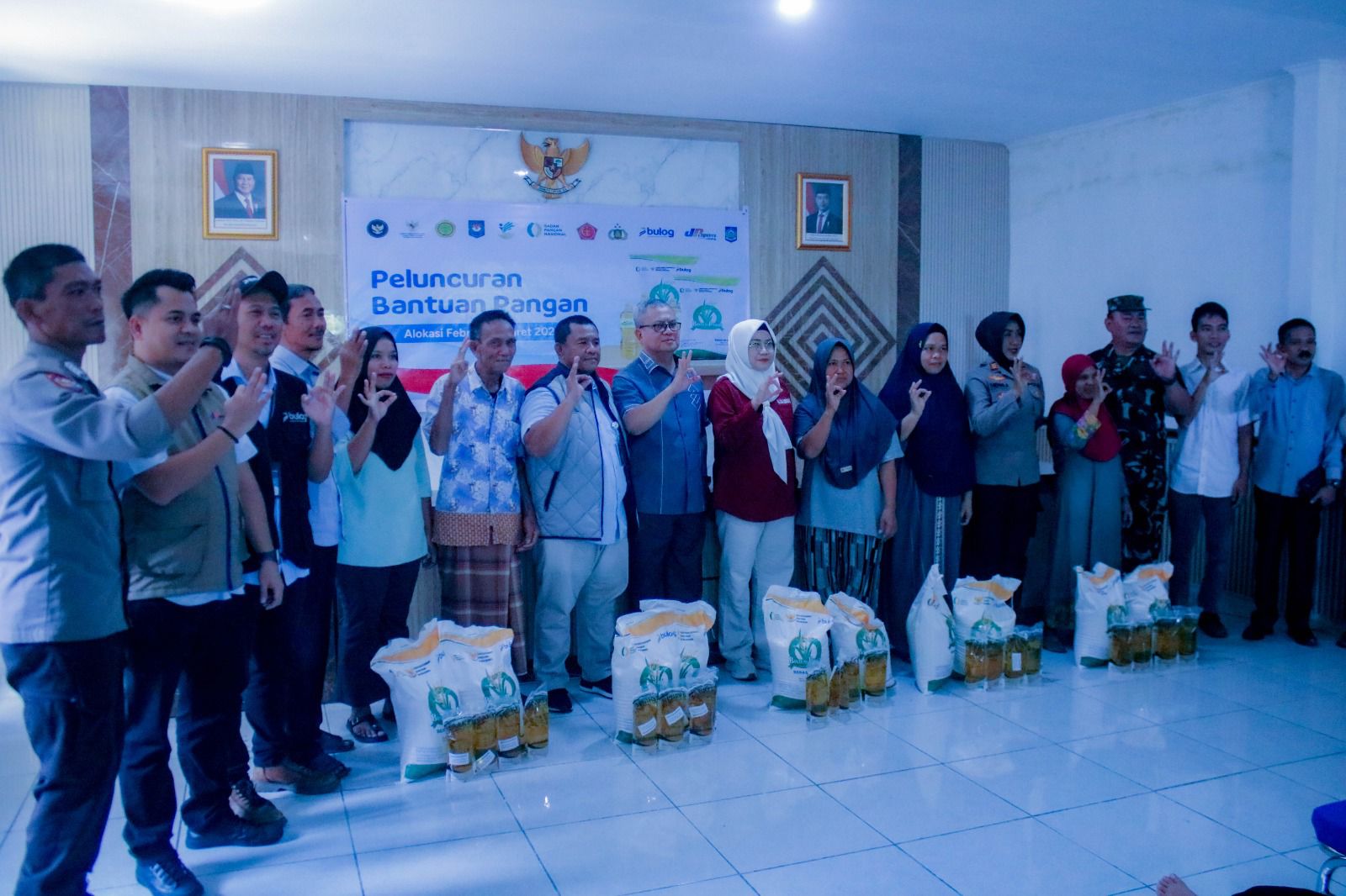 Jelang Lebaran, Bulog NTB Salurkan Bapang di Lombok Utara