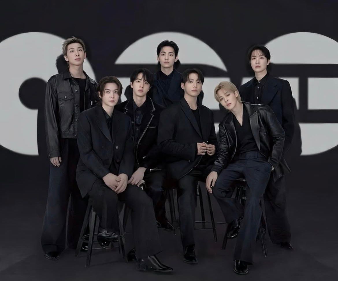Poster promosi Netflix untuk siaran langsung konser BTS di Gwanghwamun.