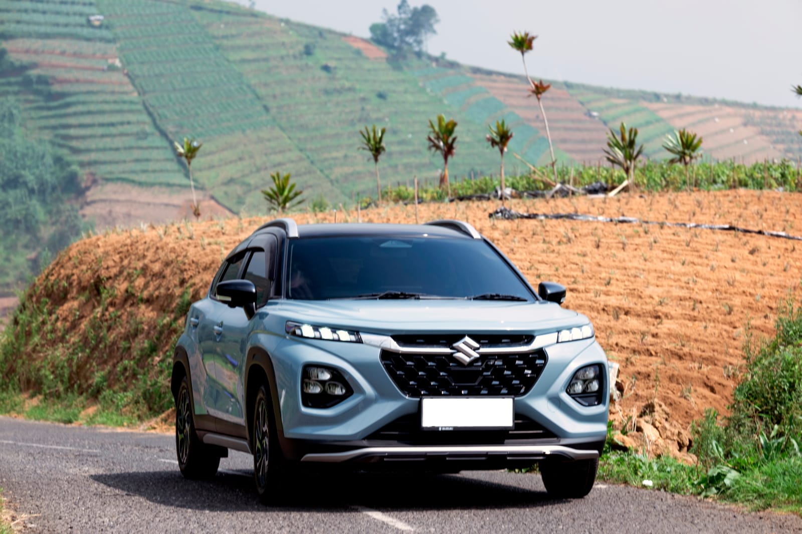 Suzuki imbau pemilik mobil cek kaki-kaki pasca-mudik Lebaran. Simak tips deteksi kerusakan suspensi dan kemudi agar tetap nyaman.