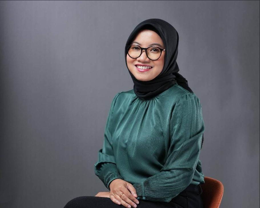 Almas Ghaliya Putri Sjafrina