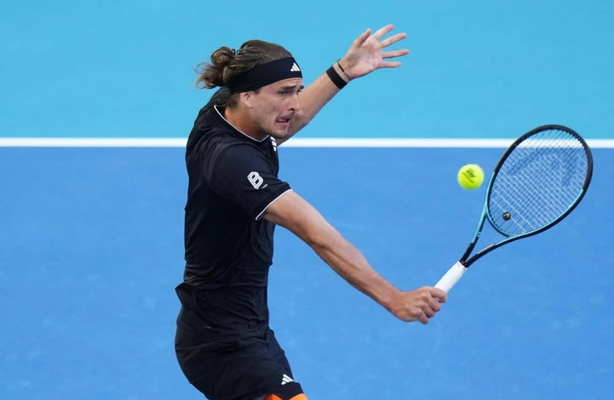 Alexander Zverev mengamuk di Miami Open, kalahkan Francesco Cerundolo dan siap hadapi Jannik Sinner di semifinal dalam duel panas ATP Masters 1000.
